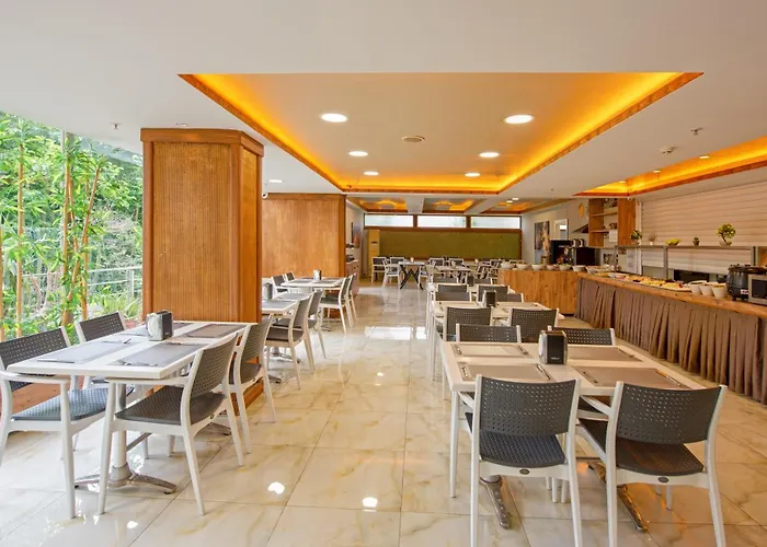 Citrus Park Hotel 4*